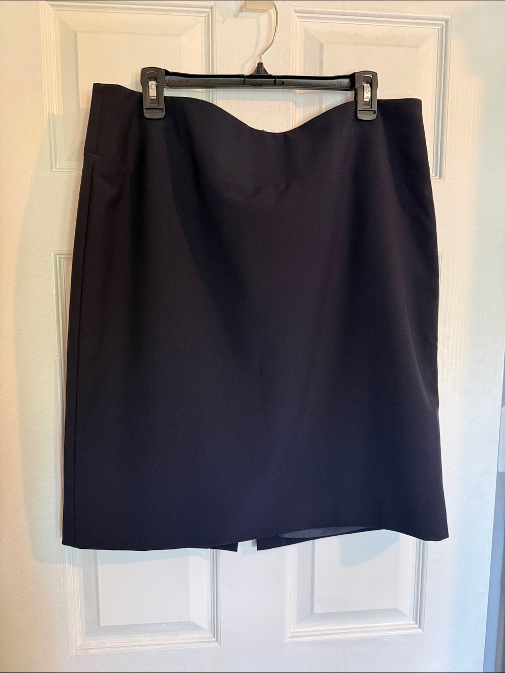 Ellen Tracy Classic Navy Pencil Skirt - 14w